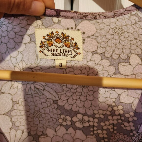 NINE LIVES BAZAAR Wisteria Gown 8/s - Picture 2 of 3